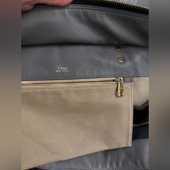 Chloe
Dree Tote Pebbled Leather Medium - Picture 17 of 17